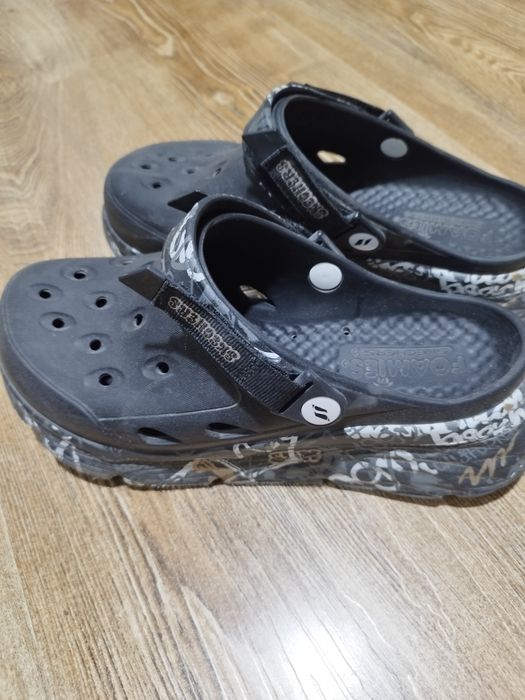 Продам оригинальные кроксы
