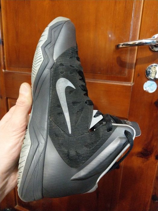 Резервирани.Nike Zoom 42,5нм. 27,0см.
