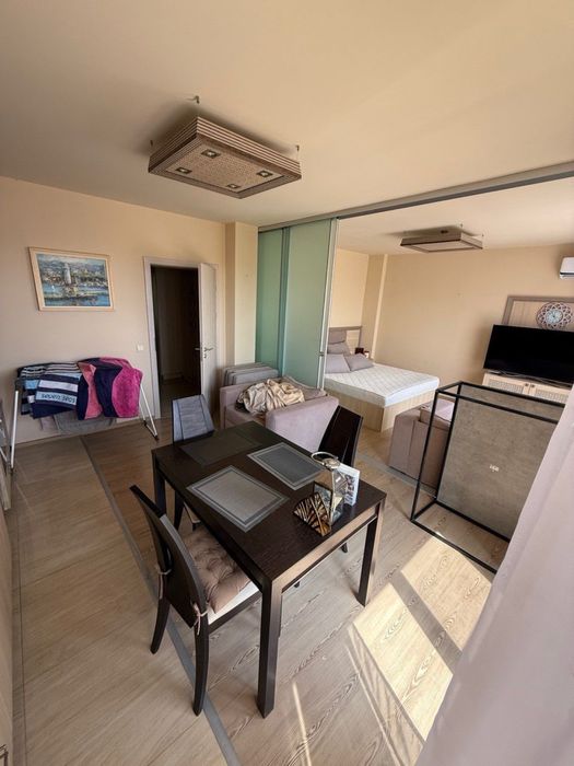 Продава се Тристаен апартамент в к.к. Златни пясъци - 75 кв.м за 2667 €/кв.м - Снимка #1