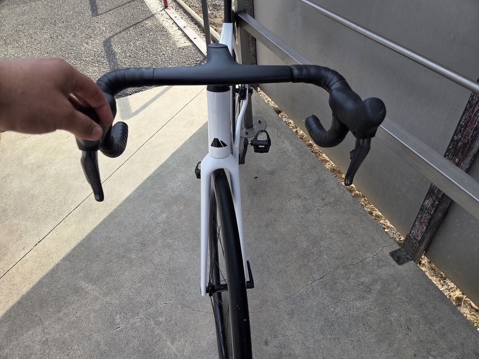 Bicicletă full carbon ultegra 2x12 di2