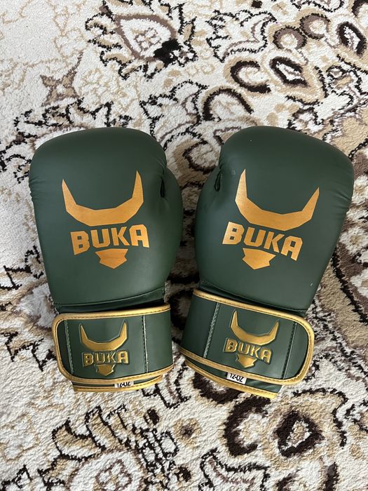 Боксерские перчатки Buka 12 oz