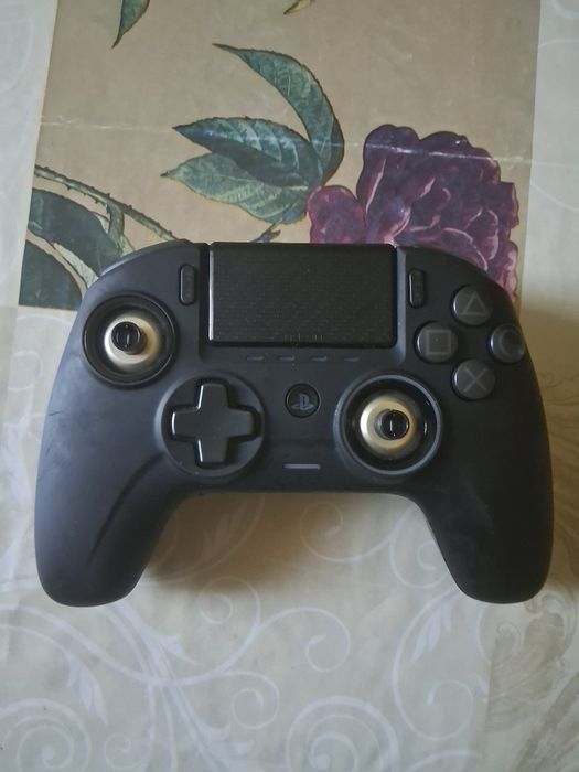 Controler nacon in stare buna