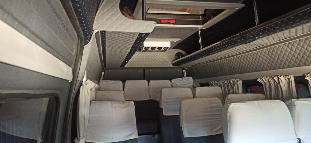 Продам микроавтобус Форд Транзит 2010