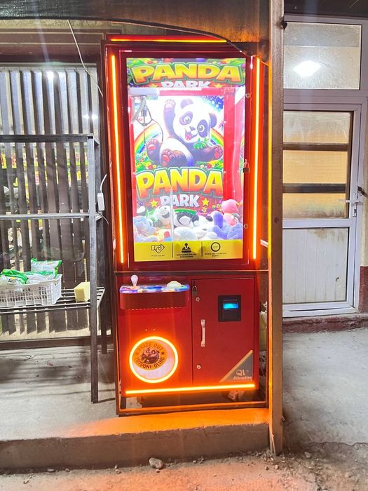 Panda park kran aparat sotiladi