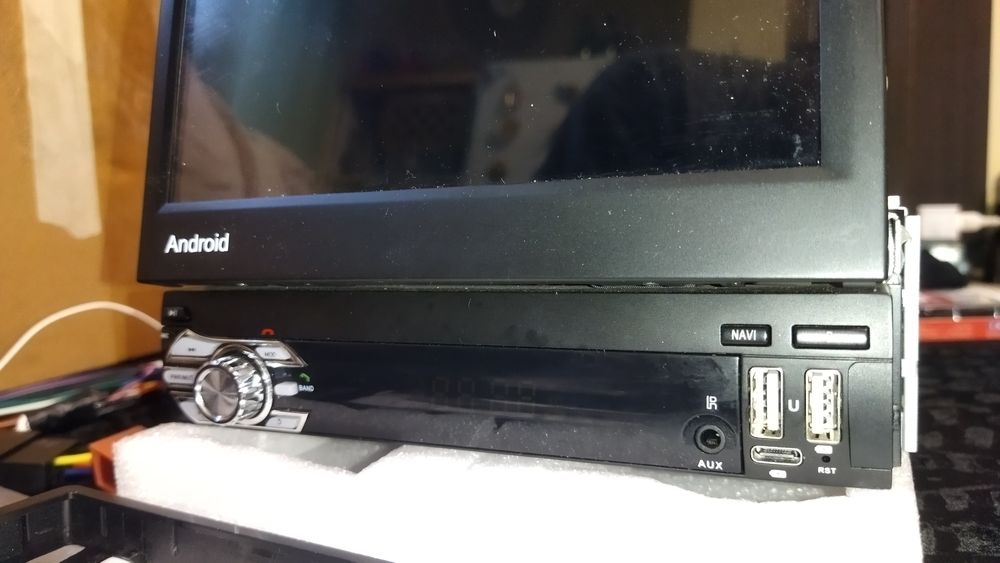 Мултимедия с Андроид, камера, 2гб., 64гб., Bluetooth , Gps, Wi Fi, Usb