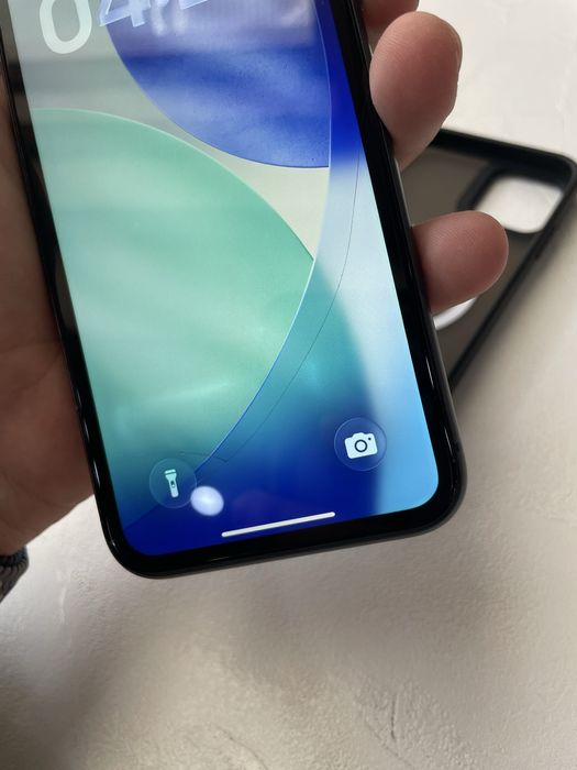iPhone 11 64 Gb Black с косяками