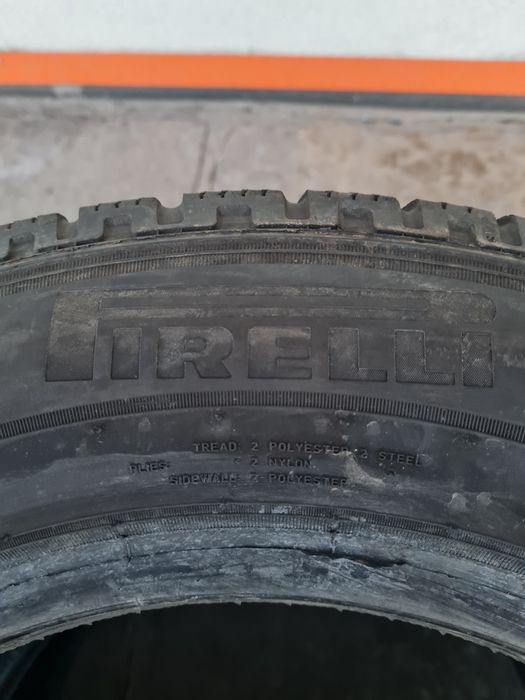 Зимни гуми 2 броя PIRELLI Carier Winter 175 70 R14C дот 3020