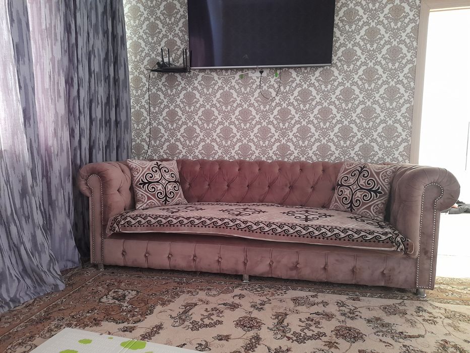 Срочно продаётся диван