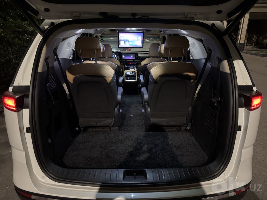 Kia Carnival 2023 3.5 V6 9 мест
