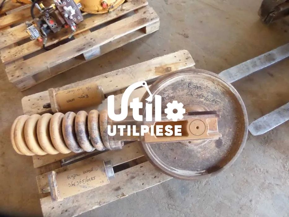 rola intinzatoare caterpillar 215 225 235 245 330 345 + piese cat