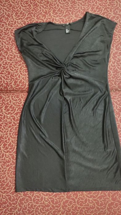 Rochiță (semi)eleganta H&M