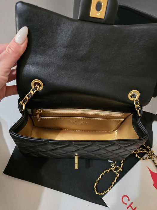 Налична чанта Chanel Gold ball