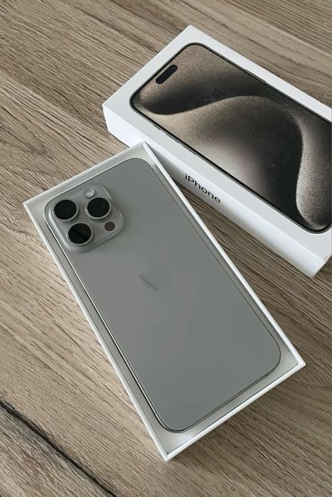 Продается айфон 15 про макс 256гб