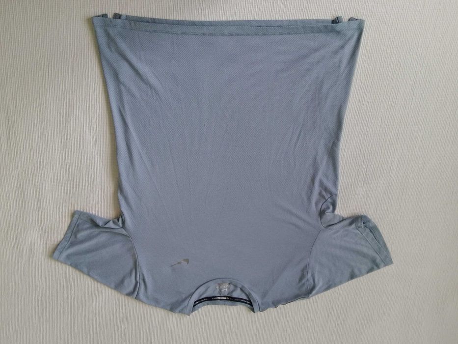 Сива тениска Nike DRI-FIT (L)