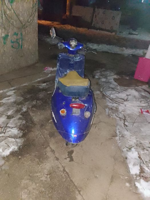 Vând scuter Aprilia habana