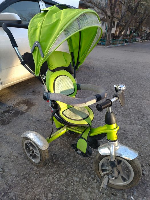 Продаётся велосипед трёхколёсный