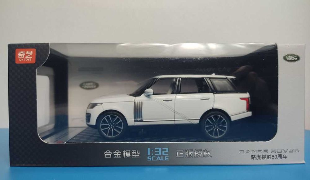 Метална кола макет Range Rover 1:32 – светлини и звук, играчка подарък за момче