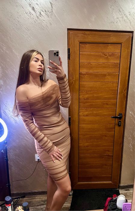 Стилна  инелегантна рокля
