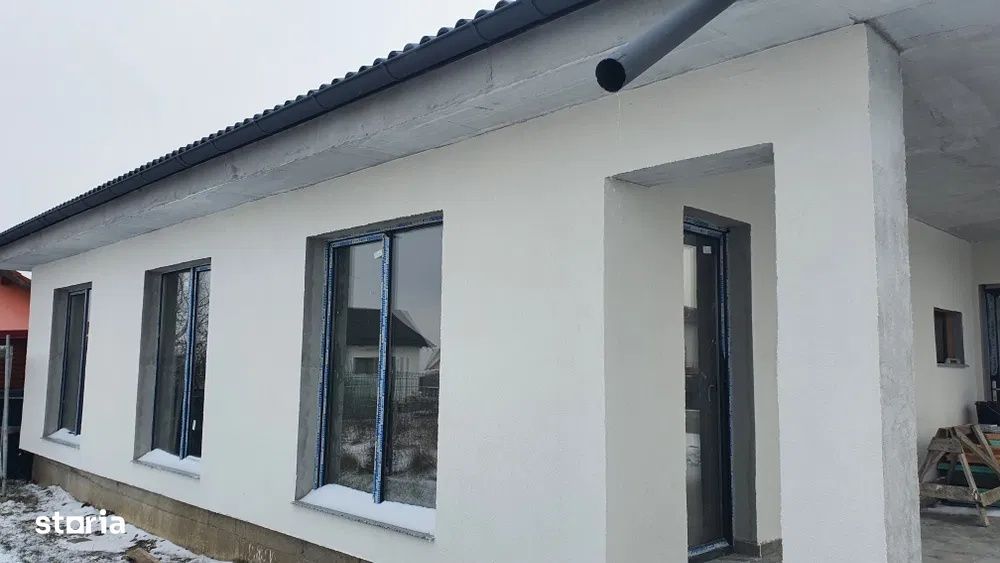 Casă modernă la cheie în Sânpetru