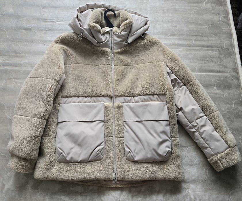 Продам зимнюю куртку.