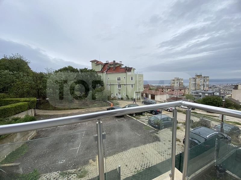 Продава се Двустаен апартамент в Варна, м-т Пчелина - 50 кв.м за 2060 €/кв.м - Снимка #5