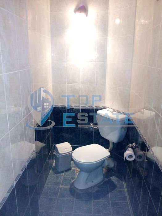 Продава се Офис в Велико Търново, Център - 50 кв.м за 1133 €/кв.м - Снимка #4