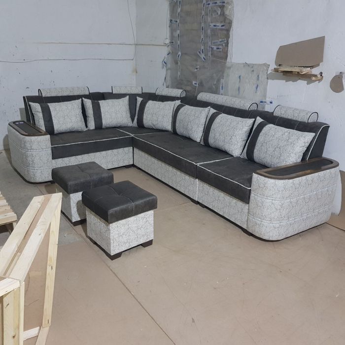 Gostinoy ugalok noviy