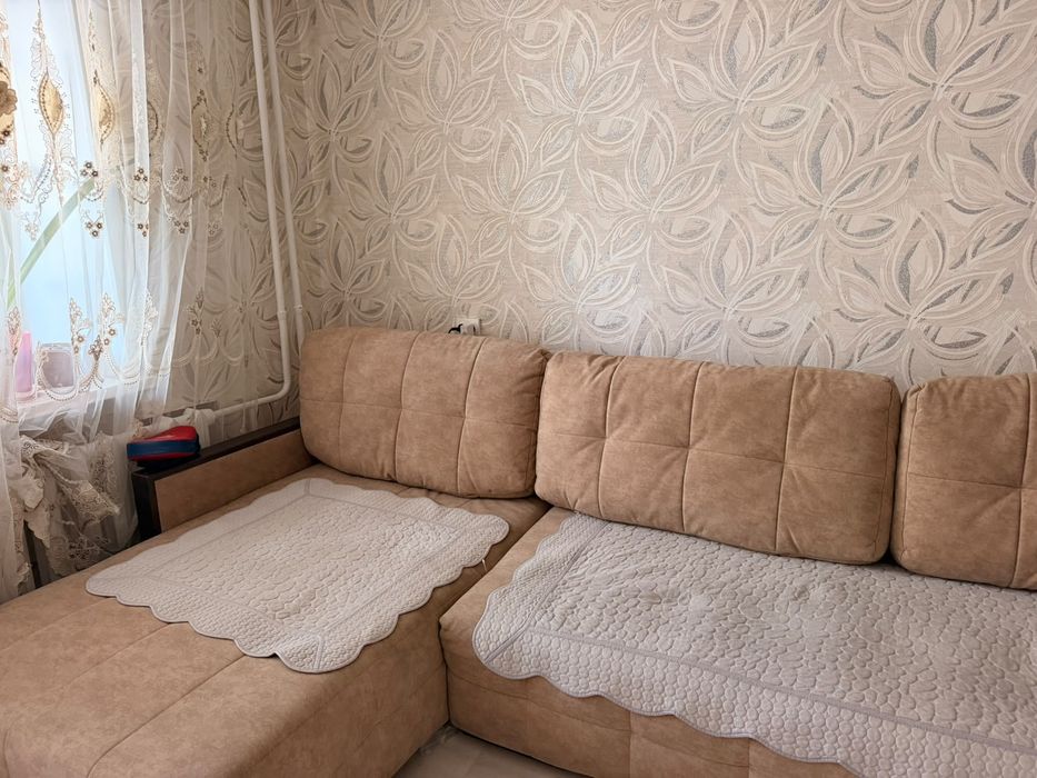 Продам диван в отличном состоянии.