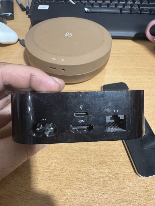 Apple TV 4 A1625 FullHD 32gb