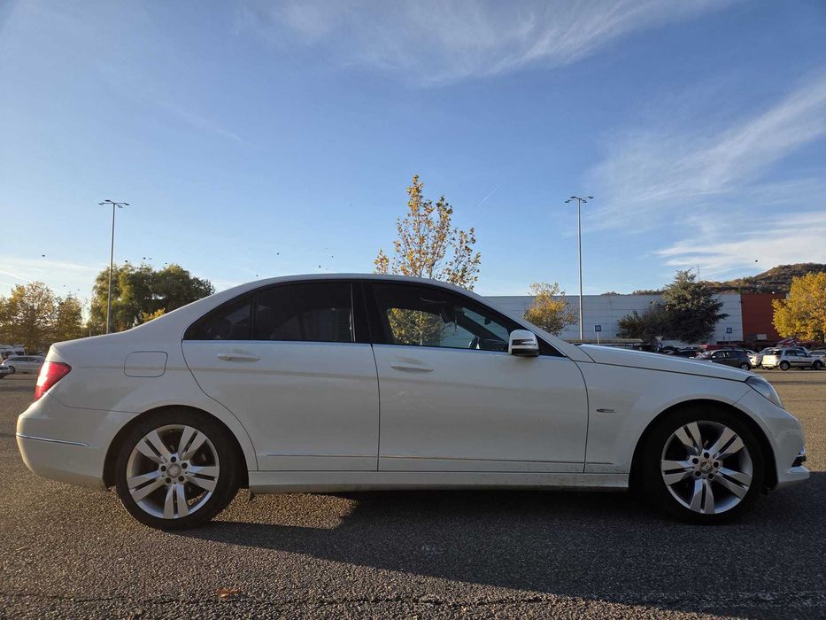 MERCEDES-BENZ C-Class 2012 — imagine 3