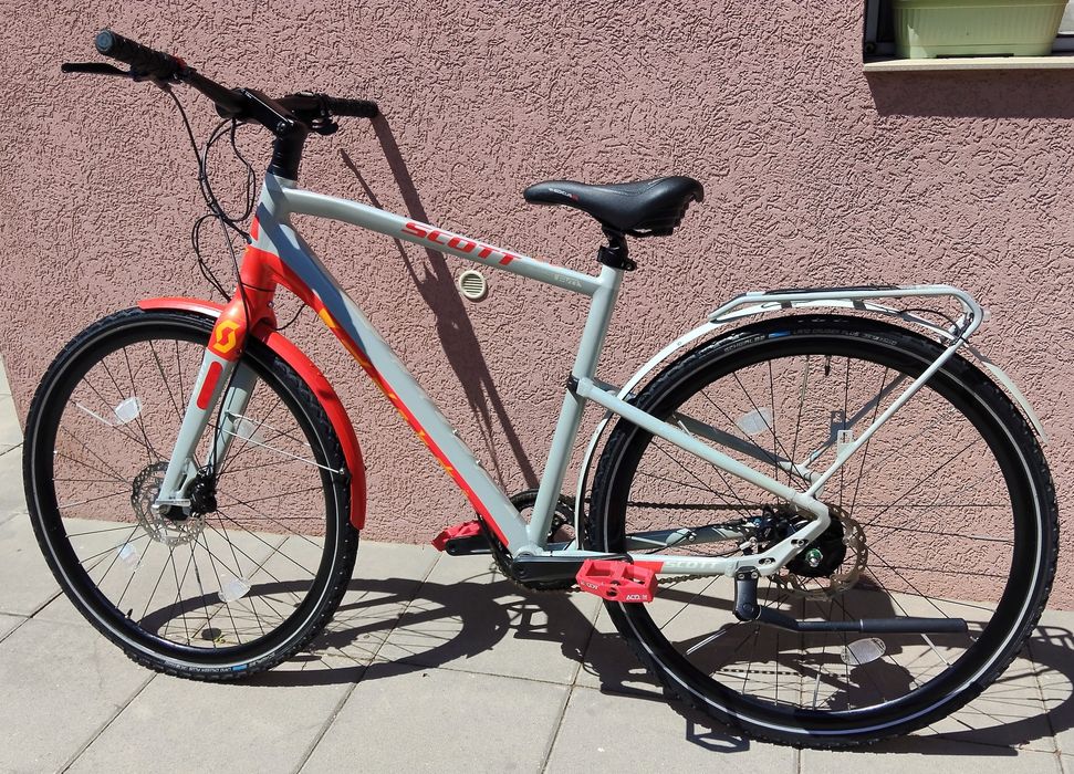 Bicicleta trekking SCOTT Evo Silence