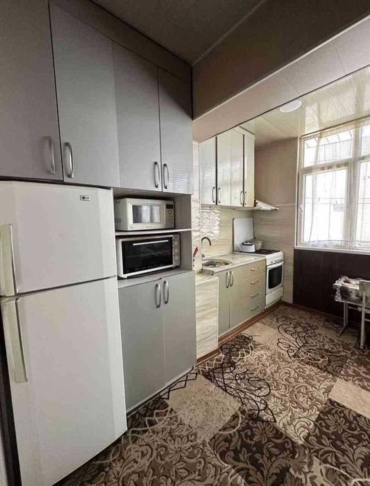 Коракамиш Галаба боги олдида 5 хона евроремонт сотилади