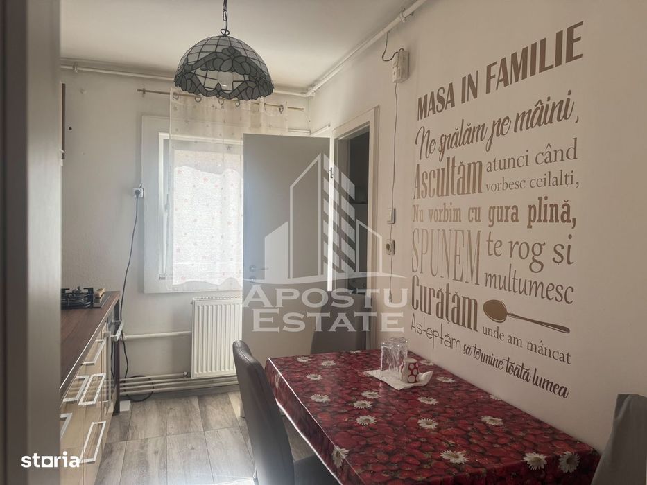 Apartament 3 camere, etaj intermediar, centrala proprie, Calea Sagului