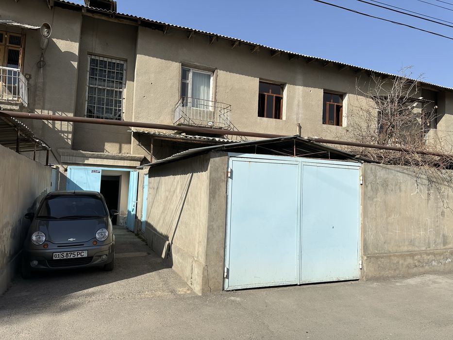 котедж 3/1/2 этажность дома 2 ,1 этаж продается срочно!