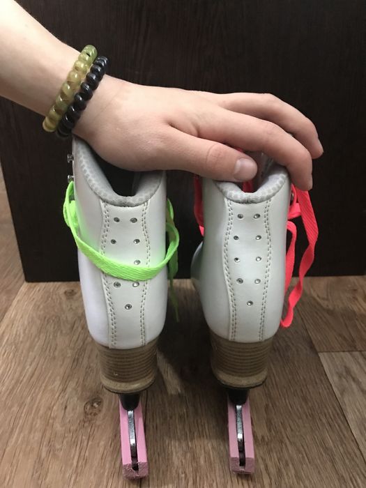 Продам коньки Jakson