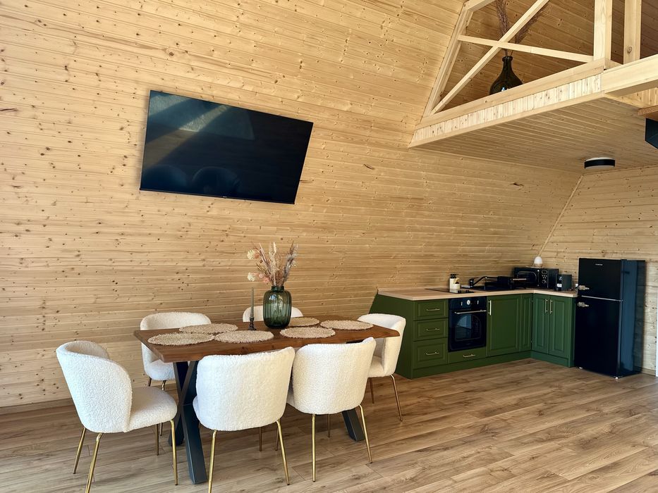 Complex turistic cabane – 27 locuri • piscină • teren 3.000 mp