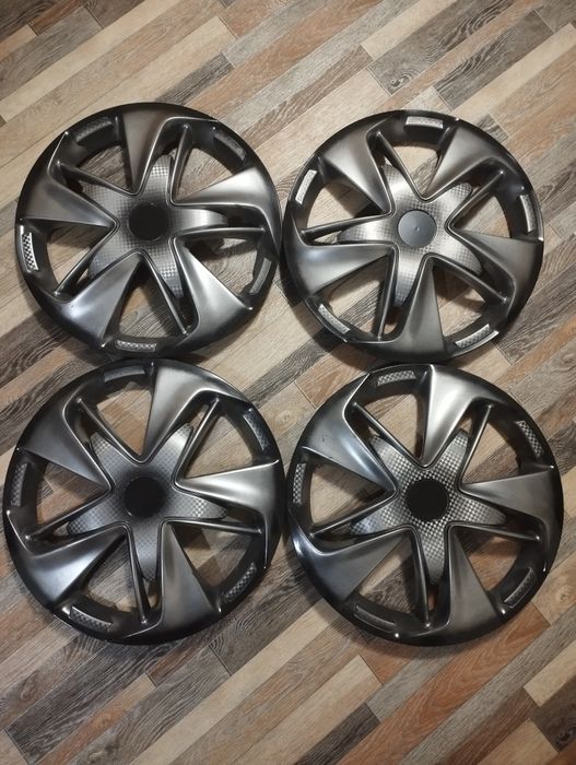 Продам колпаки на колёса