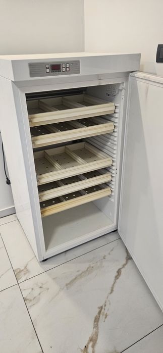 Frigider medicinal, casnic