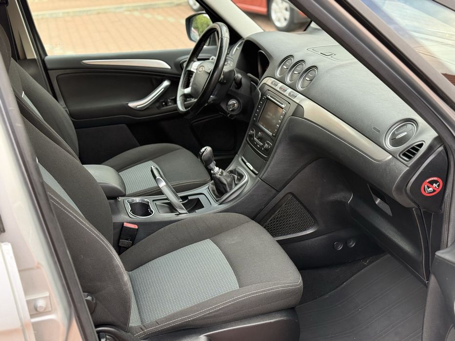 Ford Galaxy 2.0 Tdci 2012 / 7 scaune / 7 locuri
