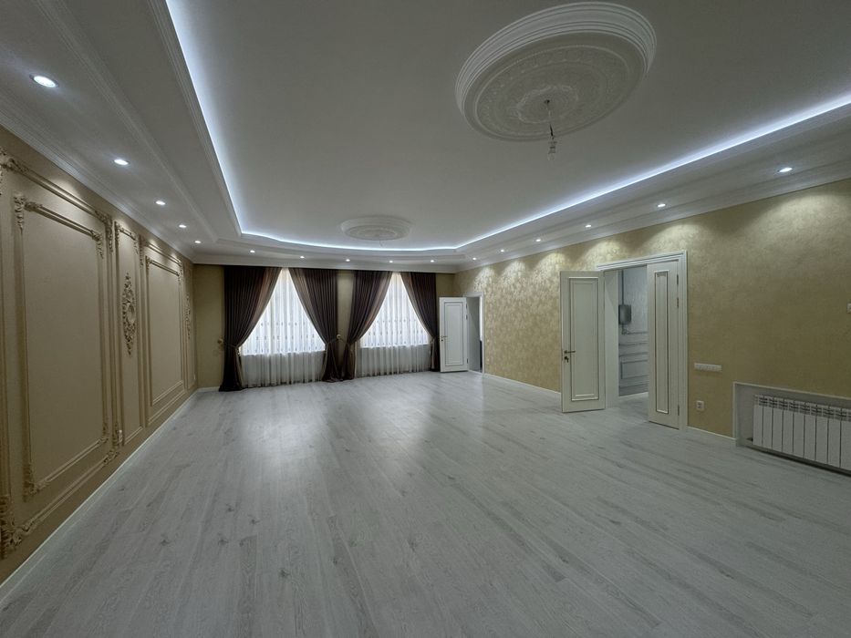 Продаётся Роскишный Евродом.