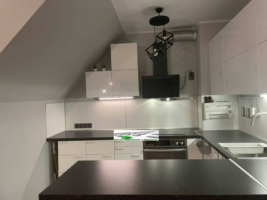 Дава се под наем Мезонет в Пловдив, Център - 87 кв.м за 663 € - Снимка #7