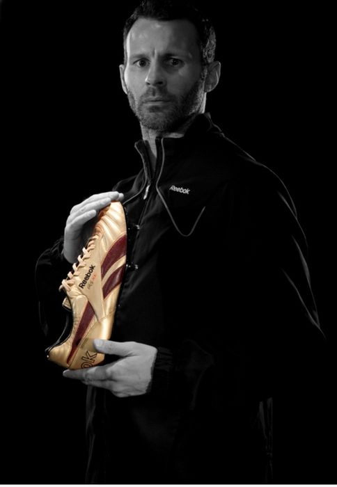 Ghete fotbal Reebok