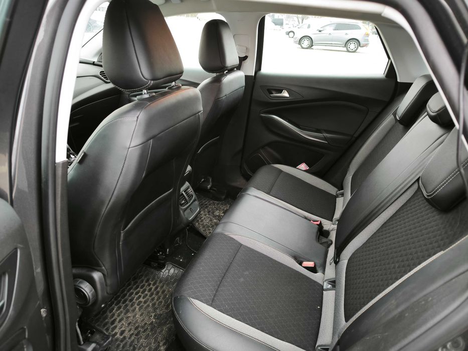 Opel Grandland X 2020 1.2 benzina, automat, 58560 km