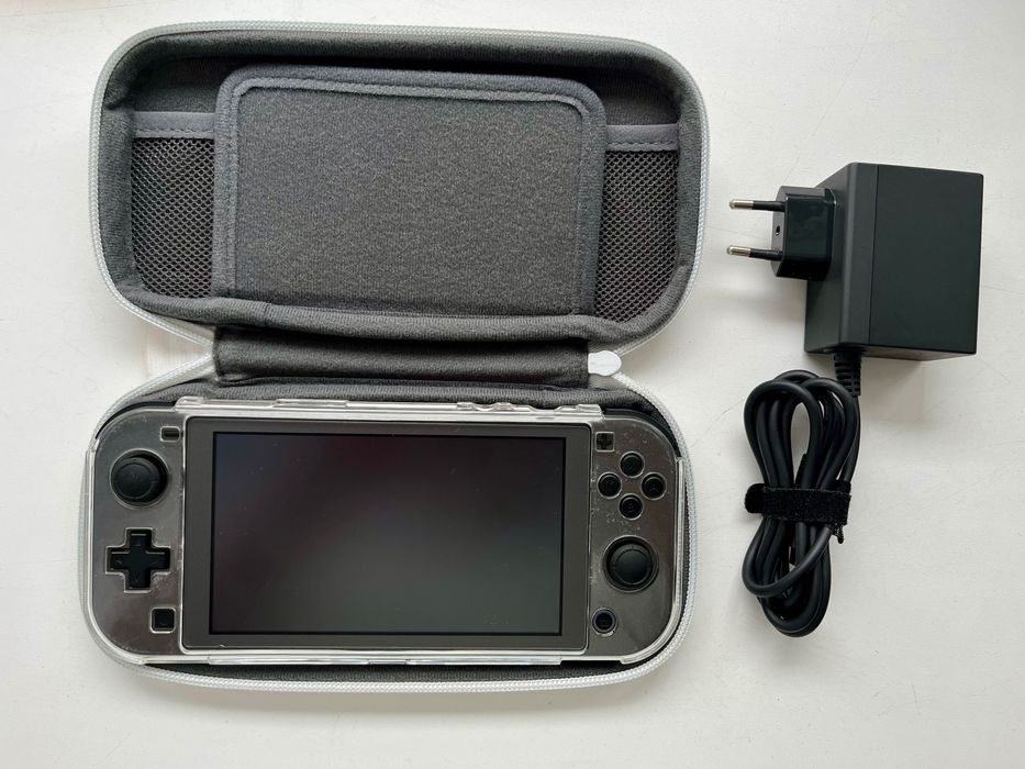 Nintendo Switch Lite Dialga & Palkia Edition чипованный