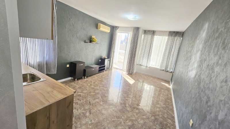 Продава се Двустаен апартамент в к.к. Слънчев бряг - 60 кв.м за 892 €/кв.м - Снимка #2