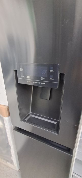 Frigider side by side Hisense 632l A++ import Germania Garanție AEG66