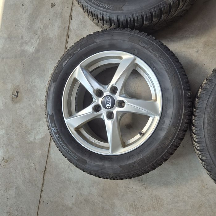 Jante pe 16 aliaj 5x114.3 hyundai kia renault duster toyota 215/60/16 allseason 2024