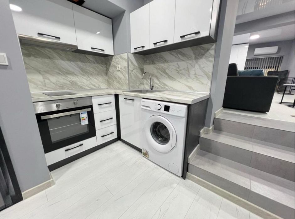 Дава се под наем Двустаен апартамент в Варна, Гръцка махала - 50 кв.м за 880 € - Снимка #1