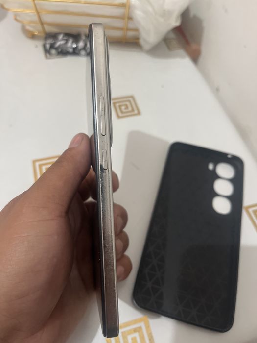 Vivo V40 Lite  Продам