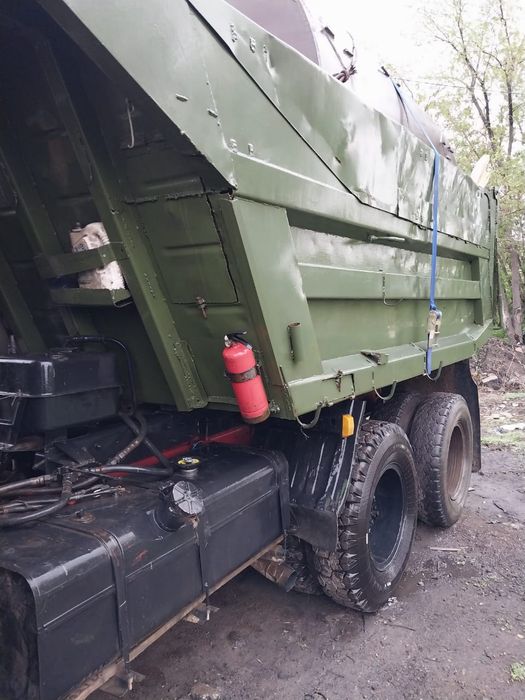 Продам КамАЗ самосвал